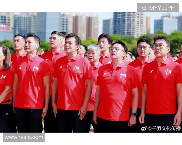 香港足球明星队倾情献唱展现运动与音乐的完美融合